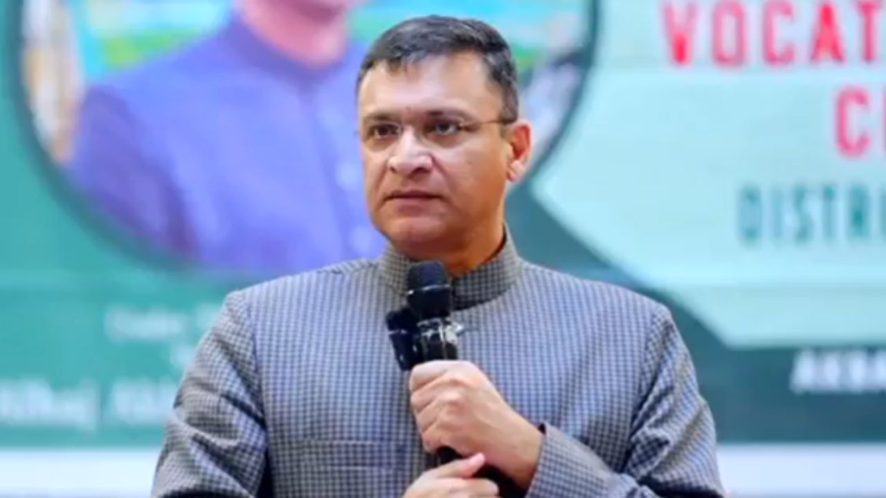 Akbaruddin Owaisi 