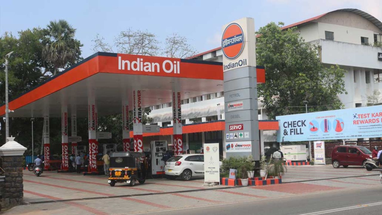 Petrol Diesel prices hiked again PTI Image