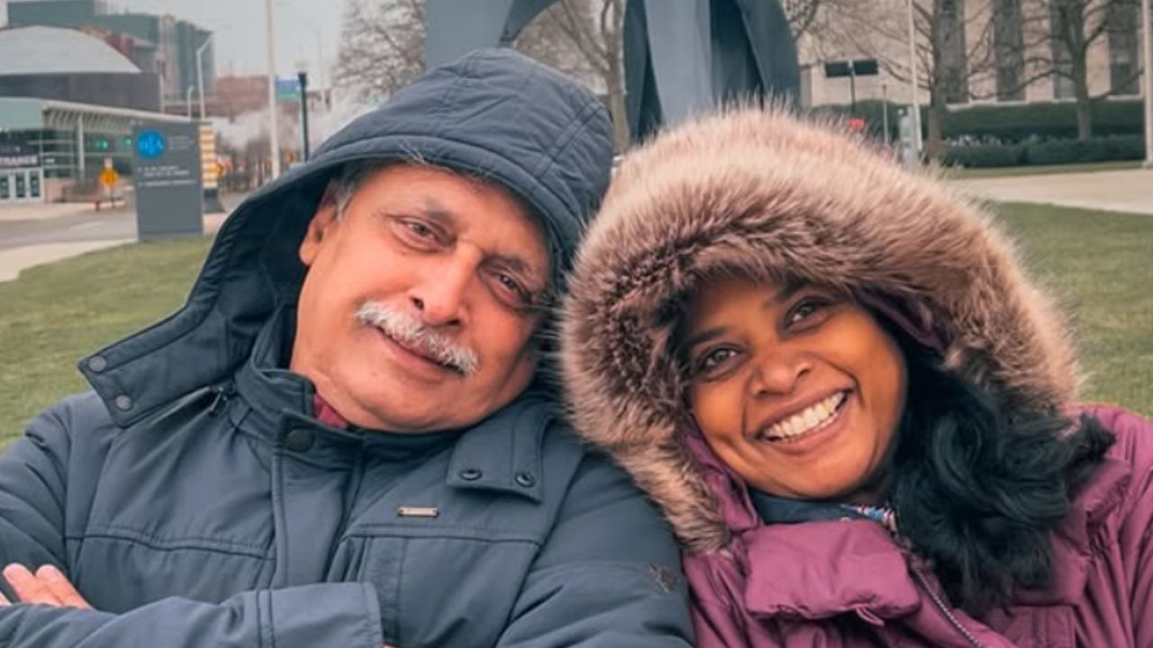 Piyush mishra with wife priya