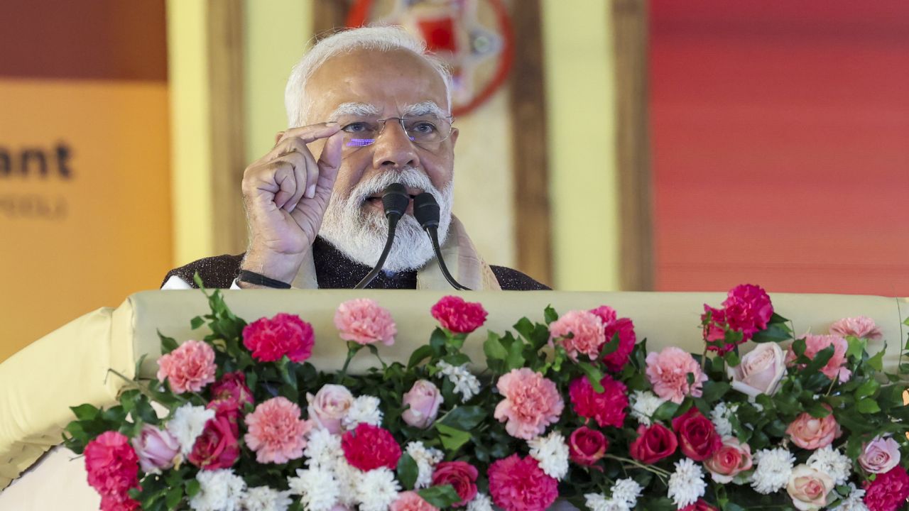 नरेंद्र मोदी । Photo Credit: PTI