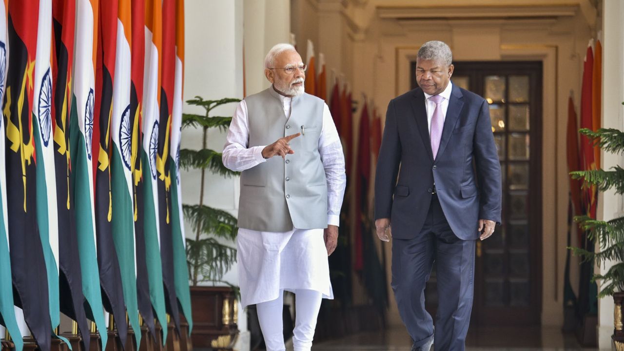 PM Modi with Angolan President at Hyderabad House