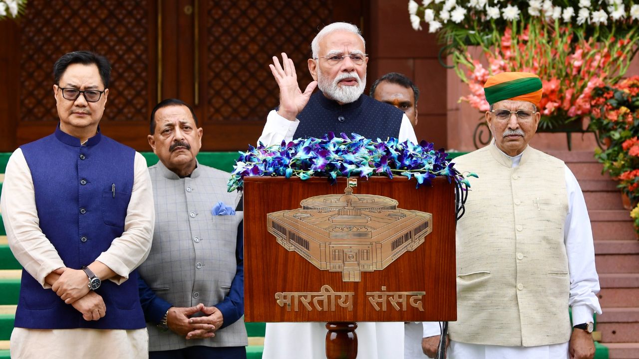 pm narendra modi before parliament session