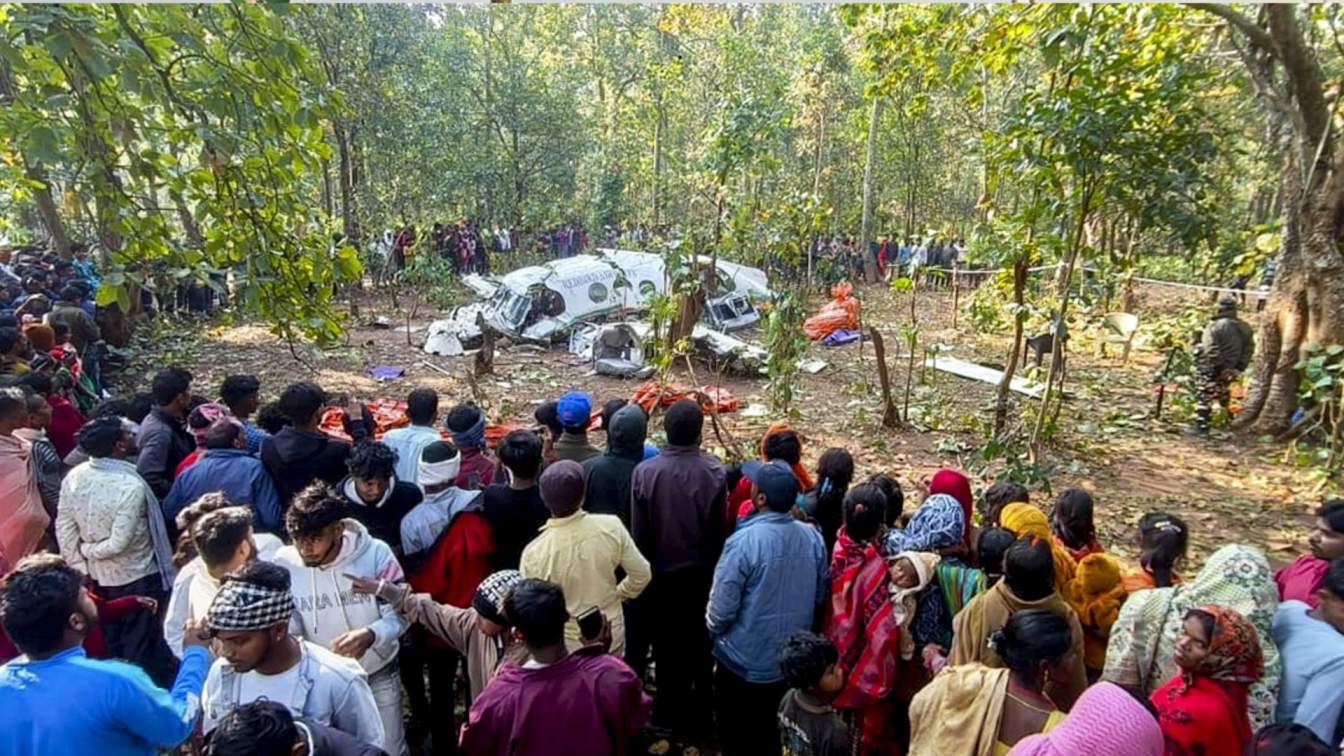Aftermath of air ambulance crash