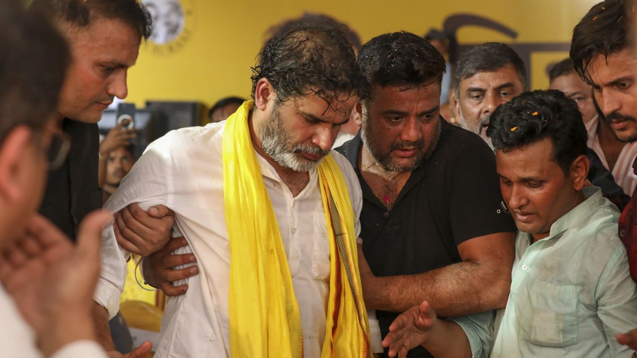 prashant kishore injured