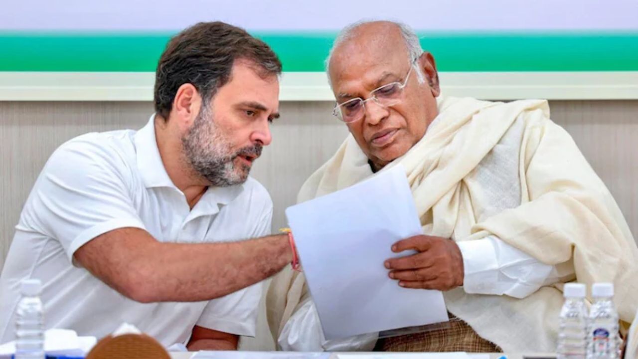Rahul Gandhi and Congress President Mallikarjuna Kharge : PTI