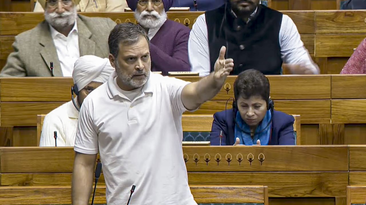 राहुल गांधी । Photo Credit: PTI