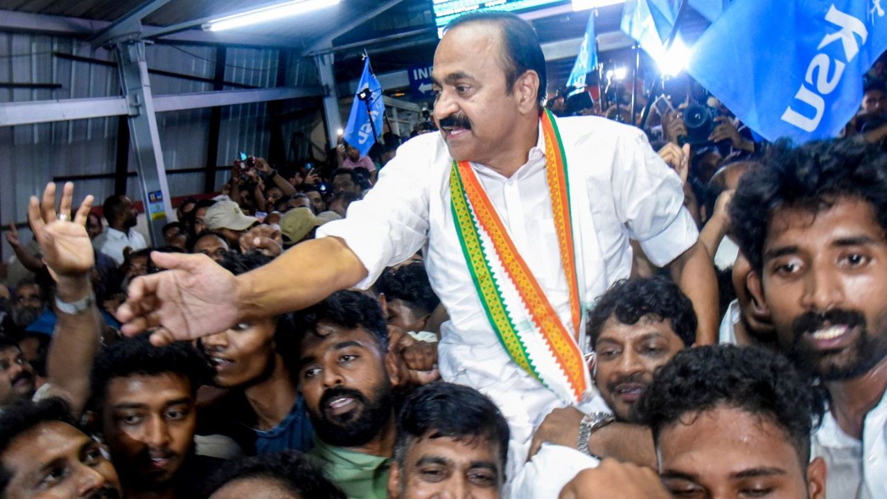 V d satheesan