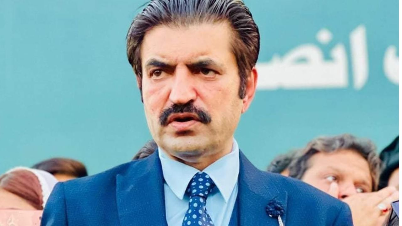 Pak MP Sher Afzal Khan Marwat viral video 