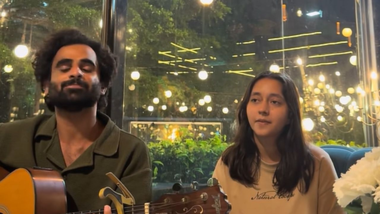 Pakistani singer Shanzy Sial