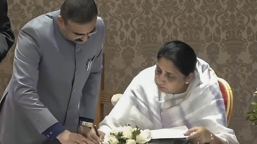 सुनेत्रा पवार । Photo Credit: PTI