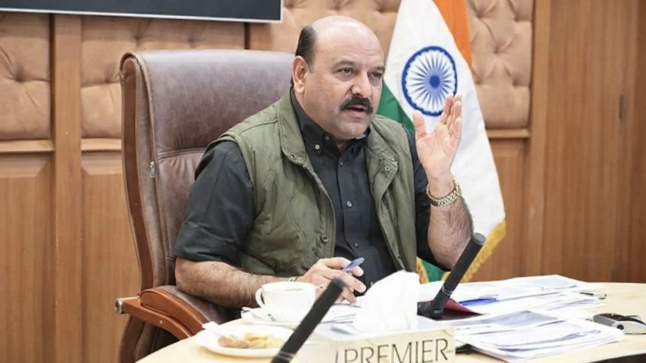 सुरिंदर चौधरी । Photo Credit: Social Media