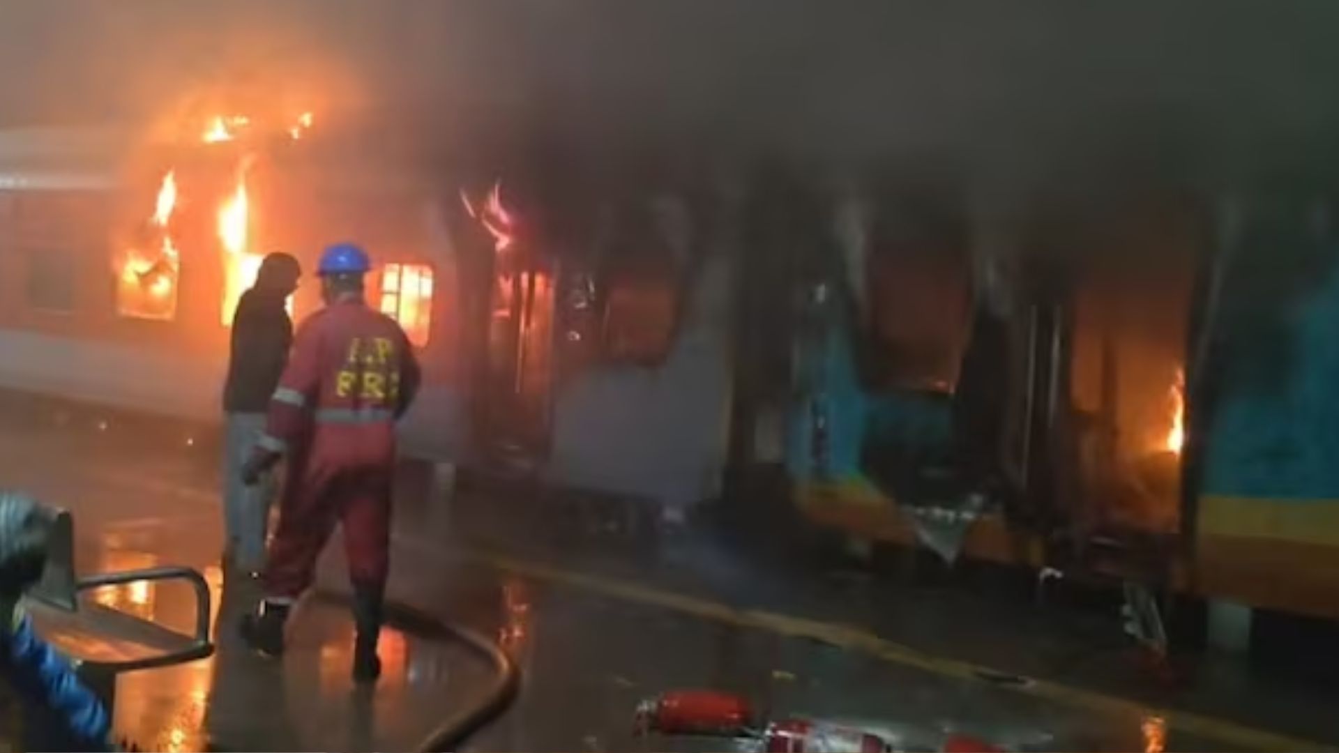 Tata Ernakulam Express Train fire