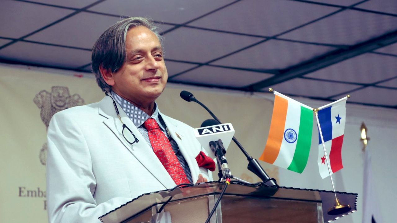 Shashi Tharoor