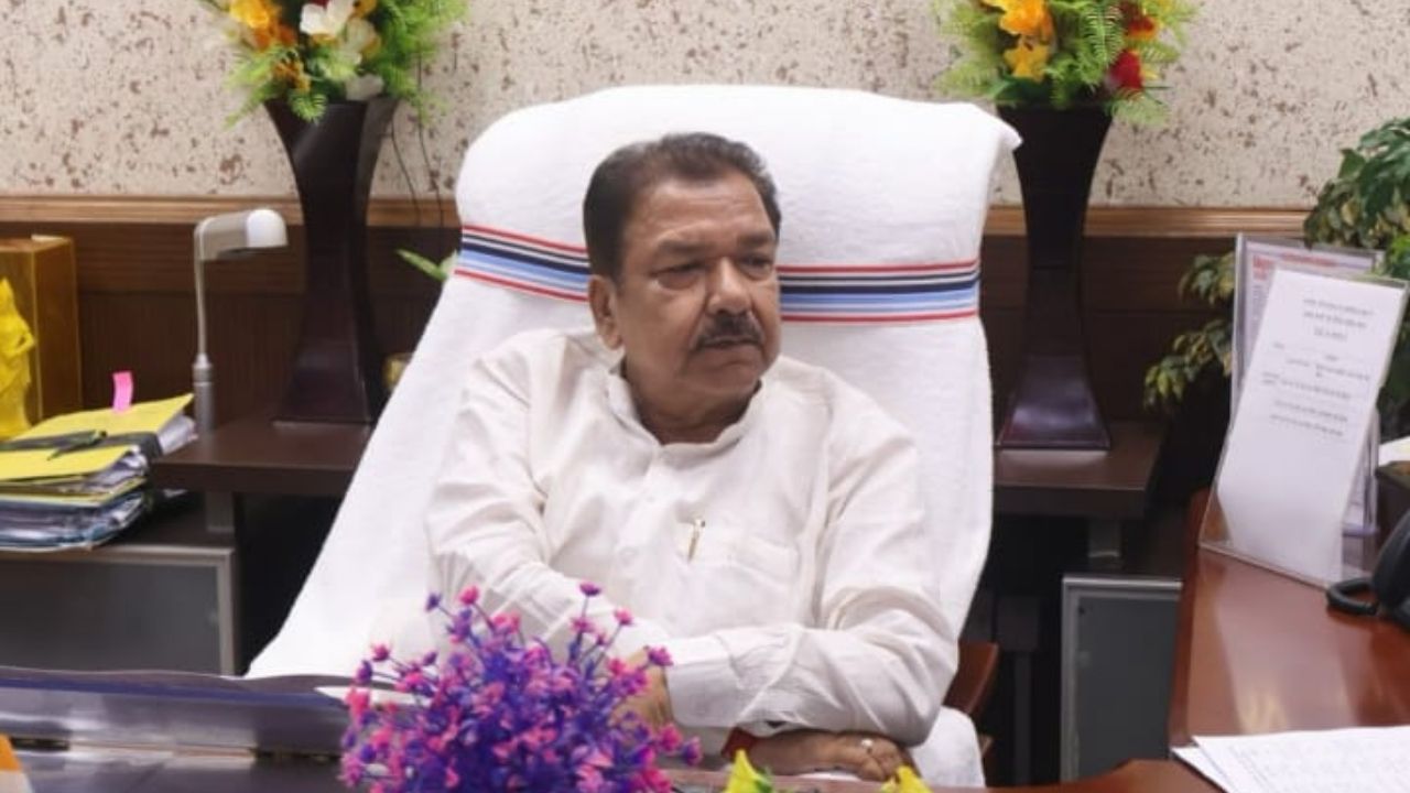 dilip kumar jaiswal