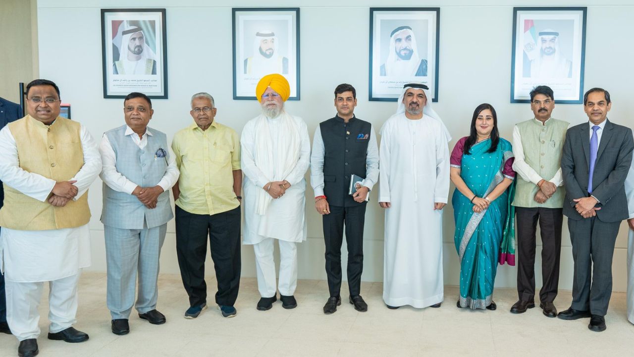 Indian delegation reaches UAE.