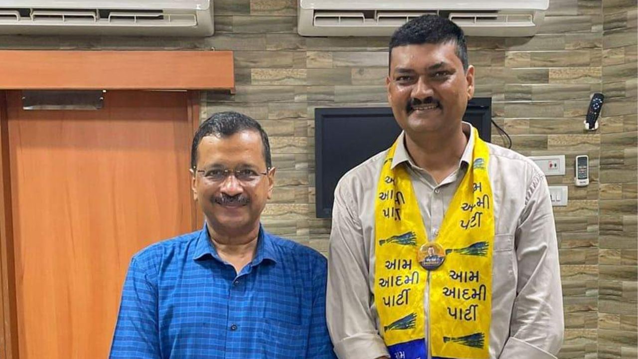 umesh makwana and arvind kejriwal