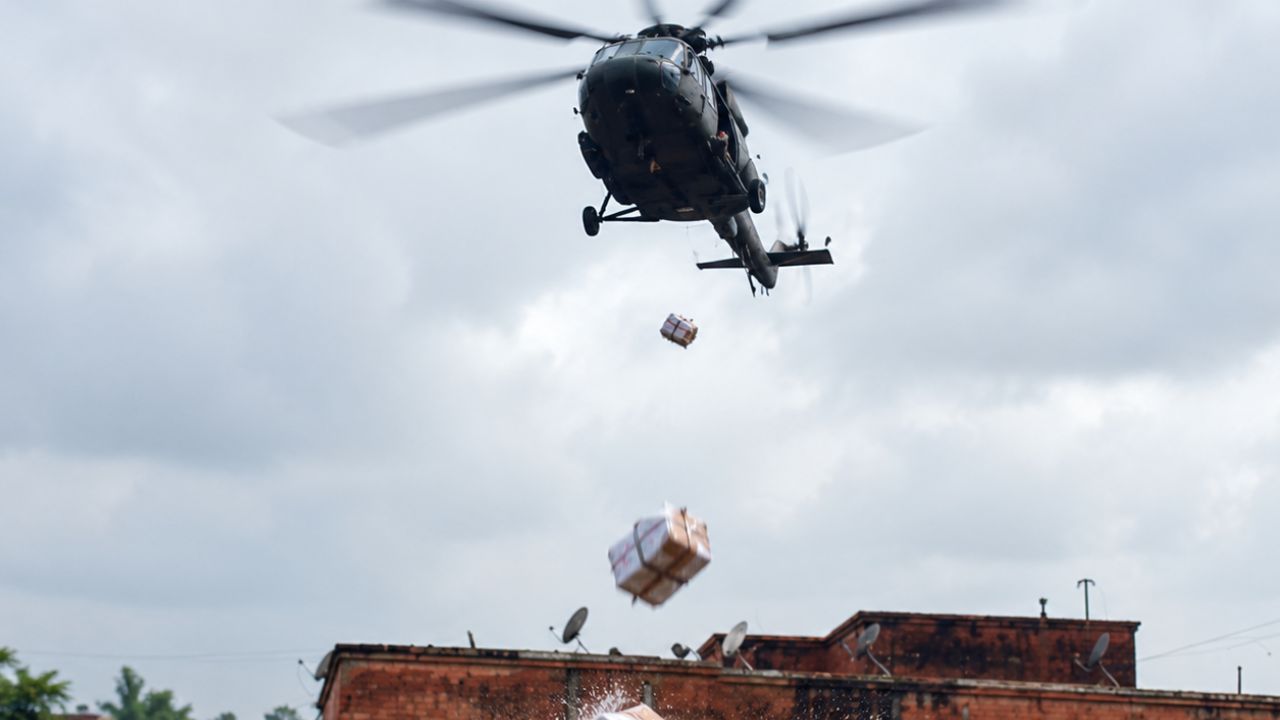 Bihar Flood, Saran Flood, Helicopter Relief Packet,