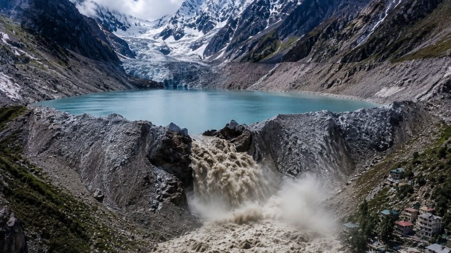 Himachal Glacial Lakes, Glacial Lake Outburst Flood,