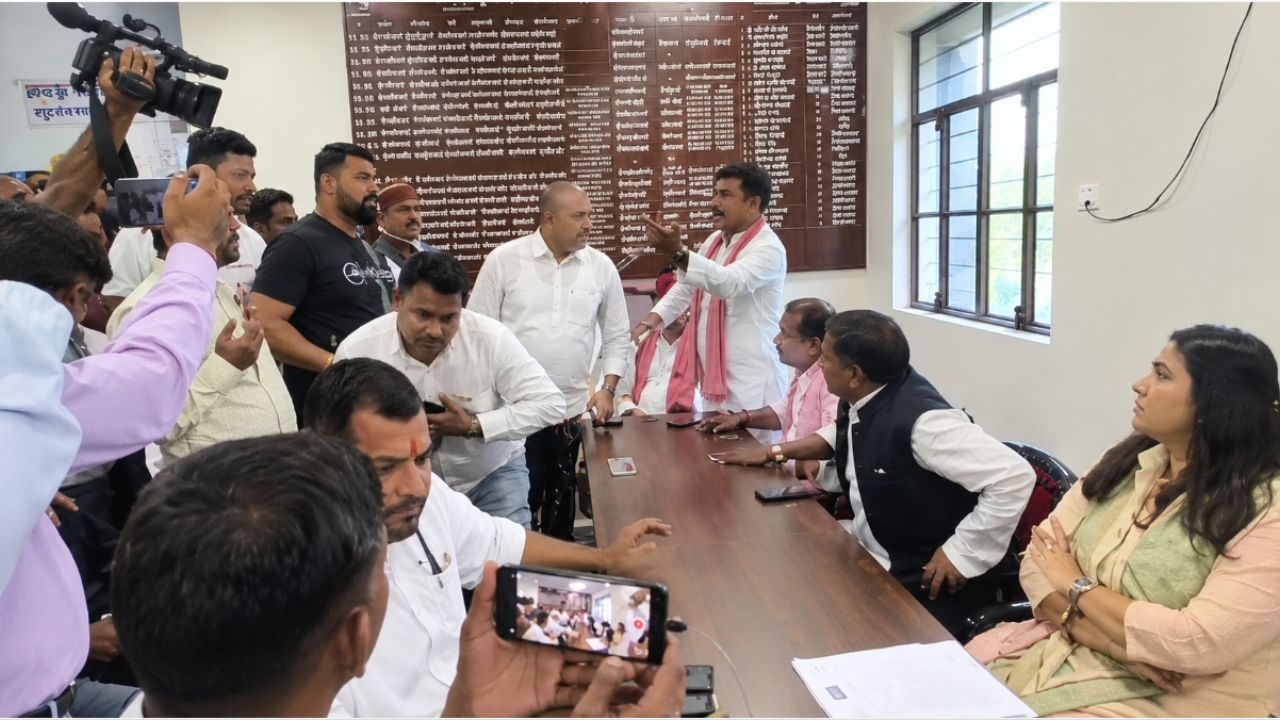  Samajwadi Party press conference
