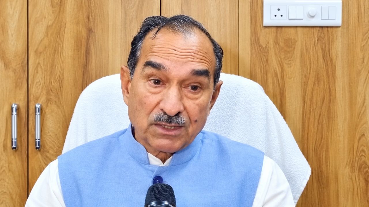  Madan Rathore