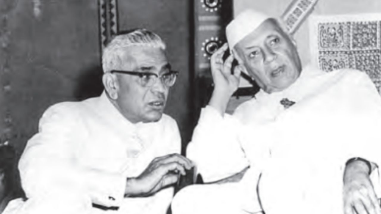 vasantrao naik with pandit jawahar lal nehru