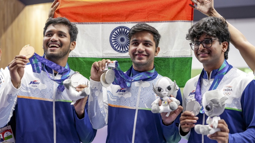 Rudrankksh Patil, Himanshu Dhillon and Parth Rakesh Asian Games