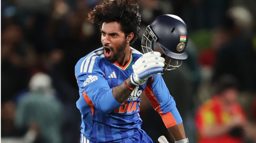 Tilak Varma IND vs NZ 2nd T20