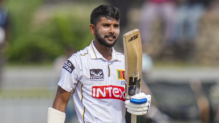 Sinal Dinusha IND vs SL 2nd Test