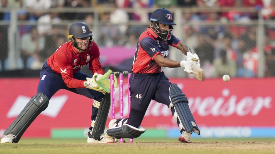 इंग्लैंड के खिलाफ शॉट खेलते दीपेंद्र सिंह ऐरी, Photo Credit: PTI