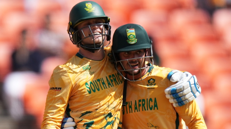 Quinton de Kock Ryan Rickelton