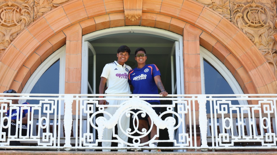 Kranti Gaud Deepti Sharma IND W vs ENG W Test Lord's