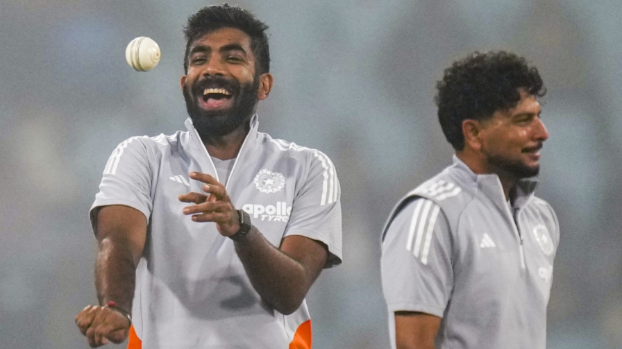 Bumrah Kuldeep Lucknow Fog IND vs SA T20