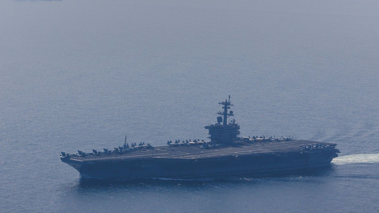 USS Abraham Lincoln aircraft carrier