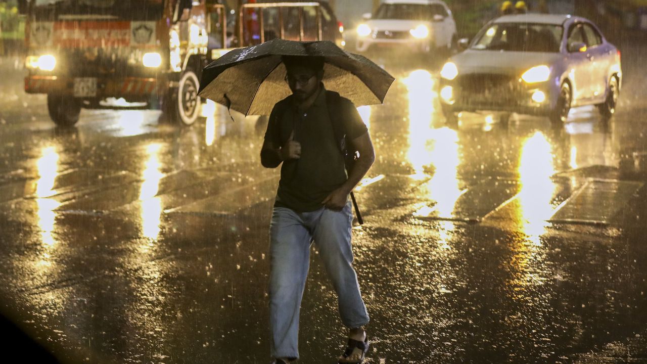 प्रतीकात्मक तस्वीर । Photo Credit: PTI