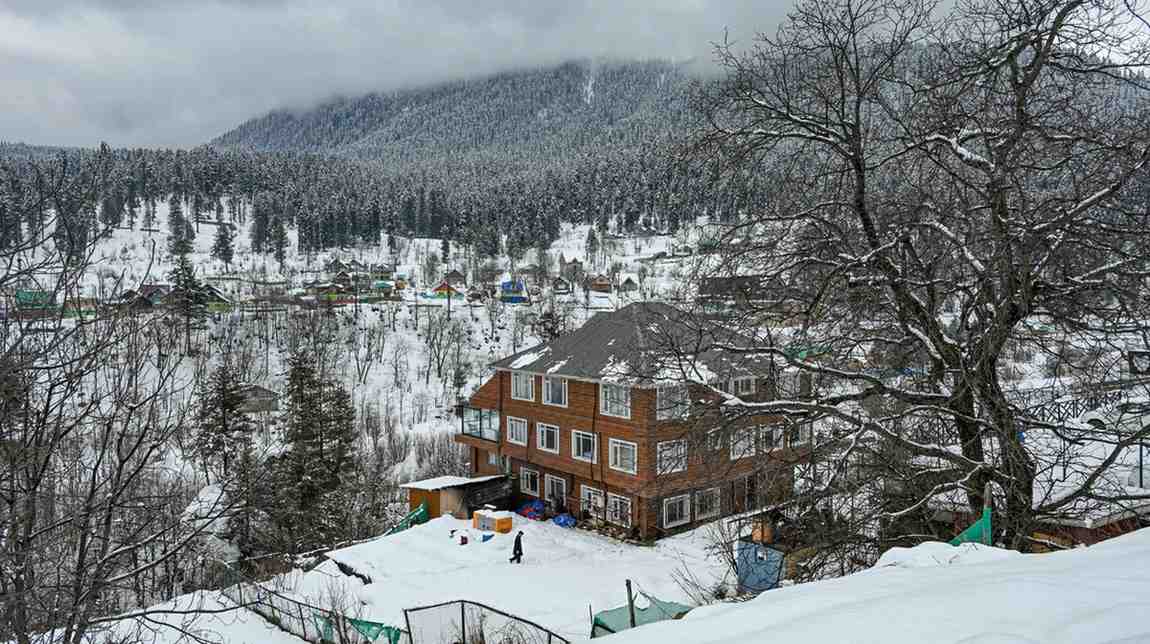 Snowfall in J&K