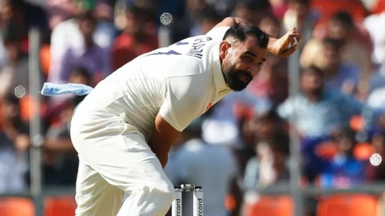 Mohammed Shami Bowling
