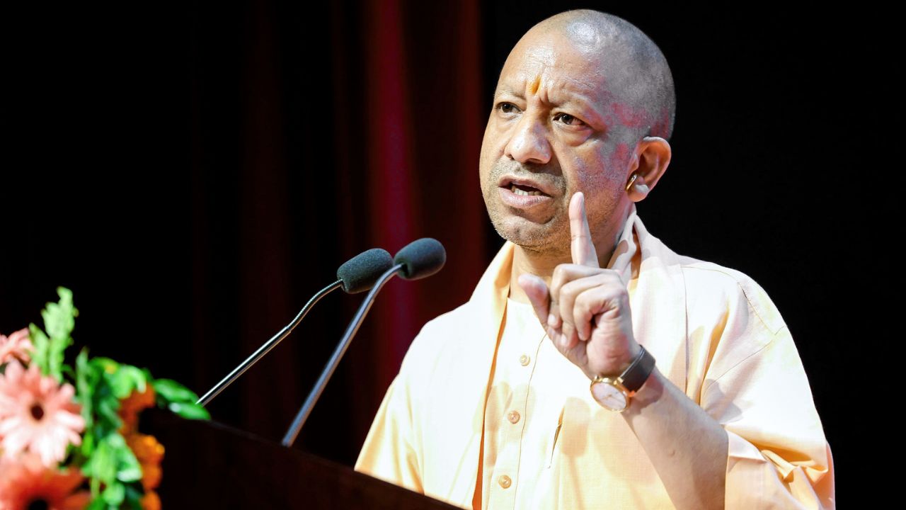 yogi adityanath on namaz