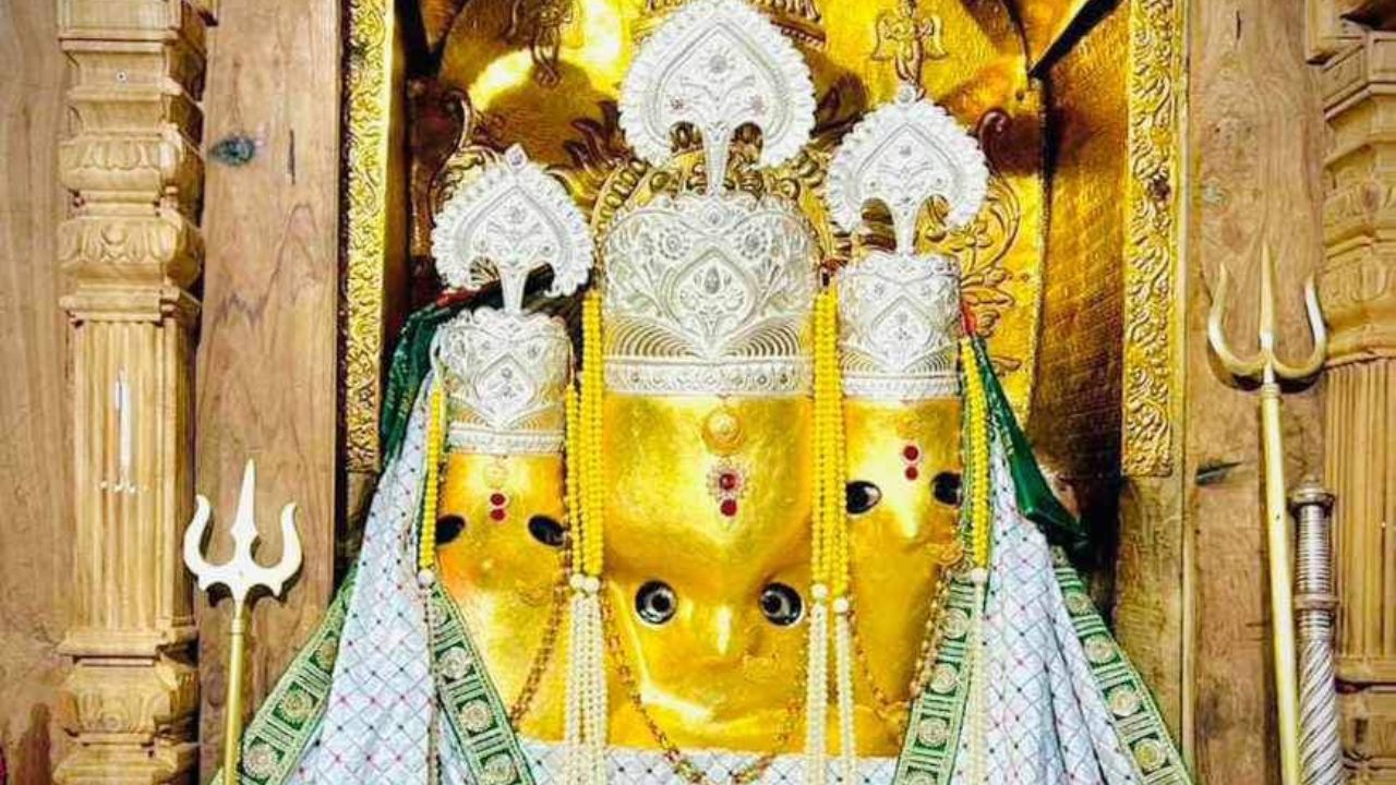 Baglamukhi devi