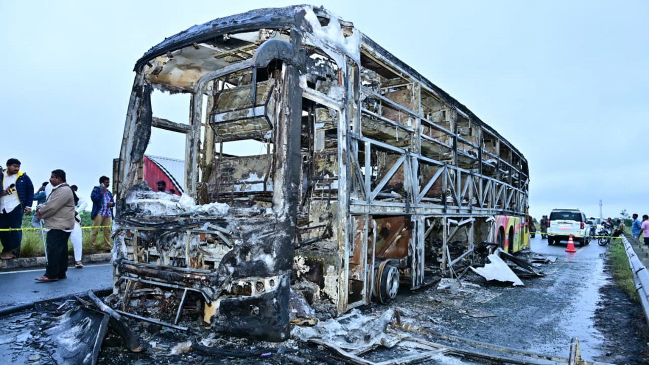 andhra bus fire