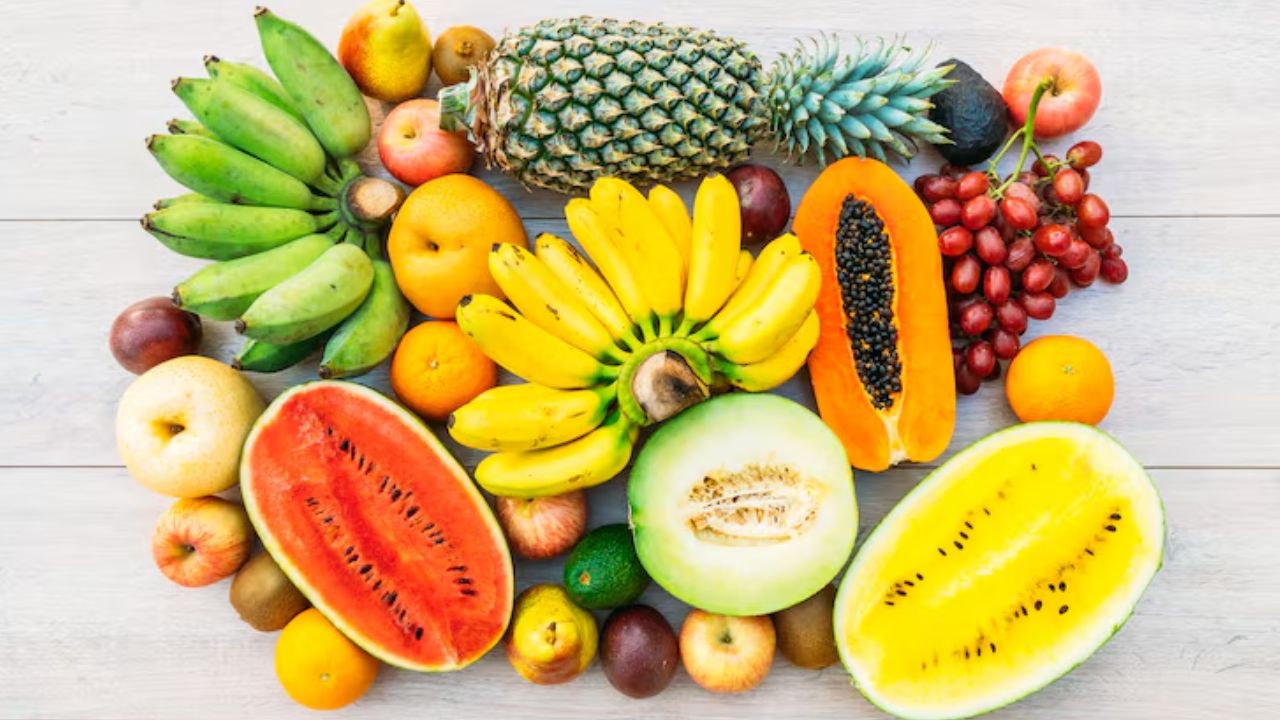 how fruits color helpful health