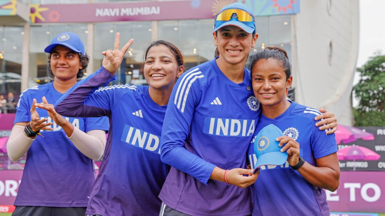 Smriti Mandhana and Uma Chetry