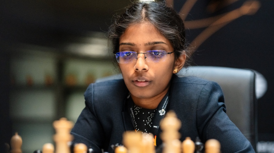 R Vaishali Chess Player