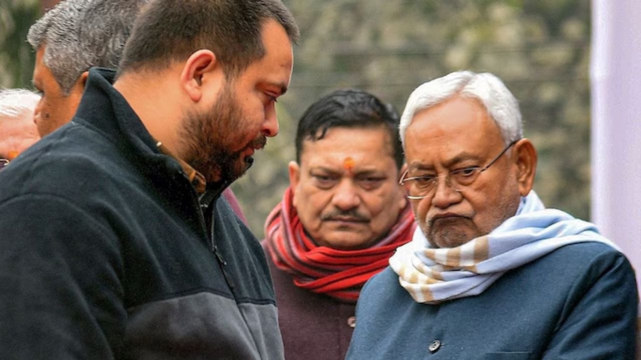 Tejashwi Yadav and Nitish Kumar । Photo Credit: PTI