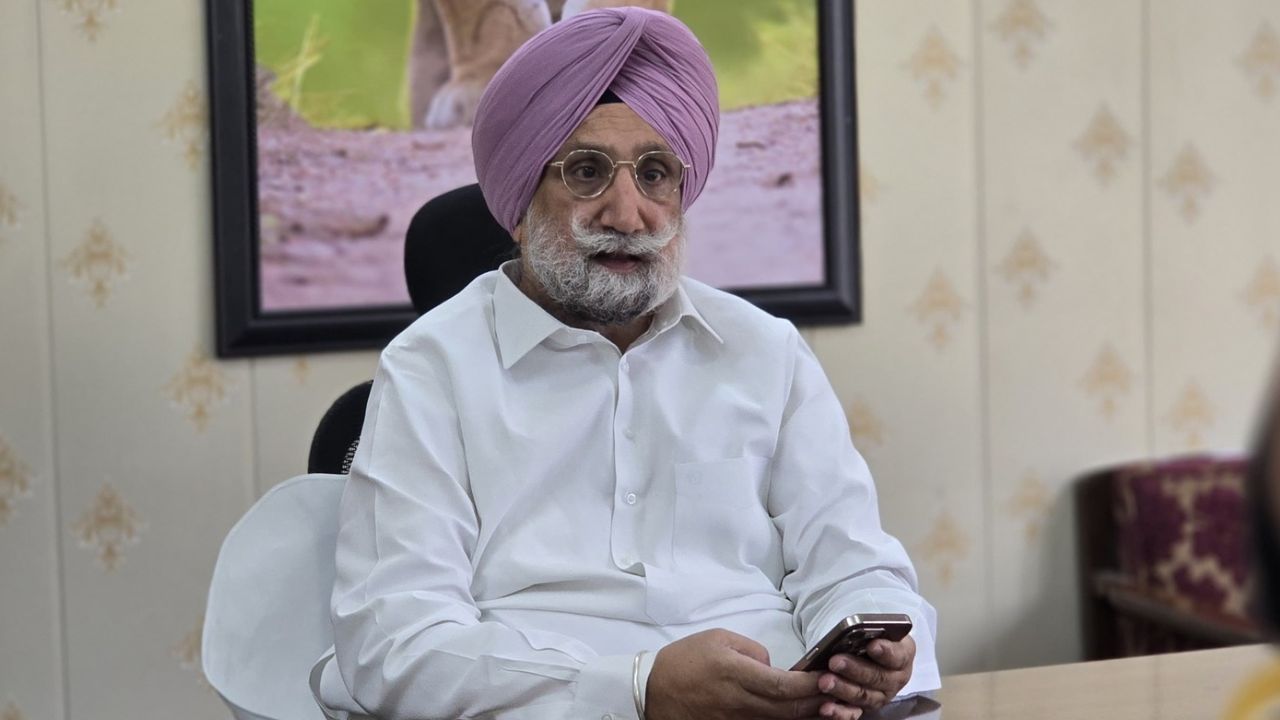 Sukhjinder Singh Randhawa
